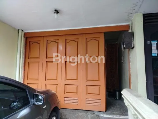 image RUMAH SECOND DIATAS TANAH  LUAS & ADA TAMAN STRATEGIS LOKASI PREMIUM SAYAP SURAPATI DI SADANG SERANG BANDUNG (4)