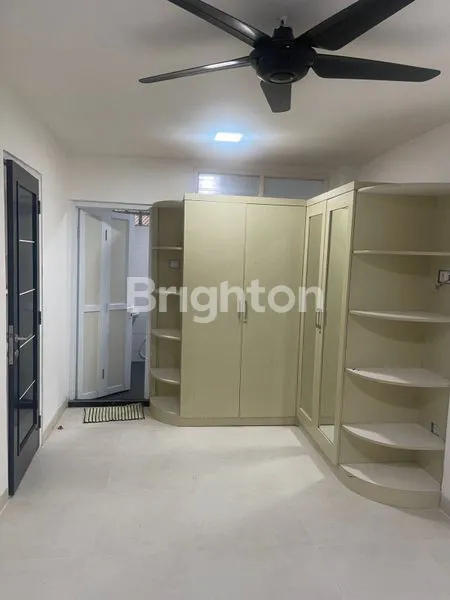 image RUMAH DI JALAN PERKICI SIAP HUNI (4)