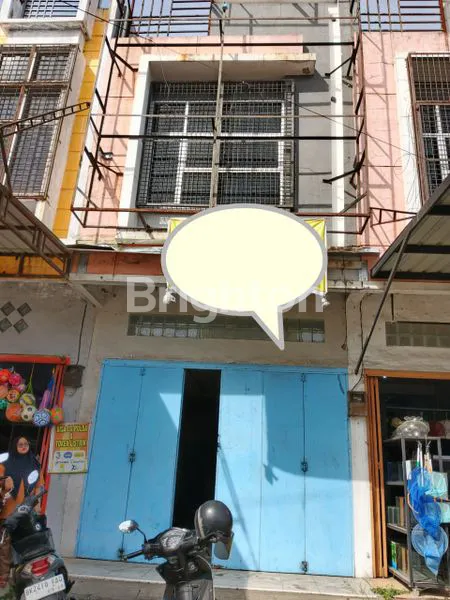 image RUKO 2 1/2 LANTAI DI PINGGIR JALAN ASPAL,BISA UTK USAHA DAN KANTOR (1)