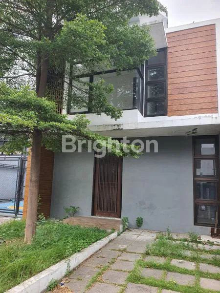 image SHOJI LAND RUMAH 2 LANTAI SIAP HUNI DISAMPING FASUM (3)