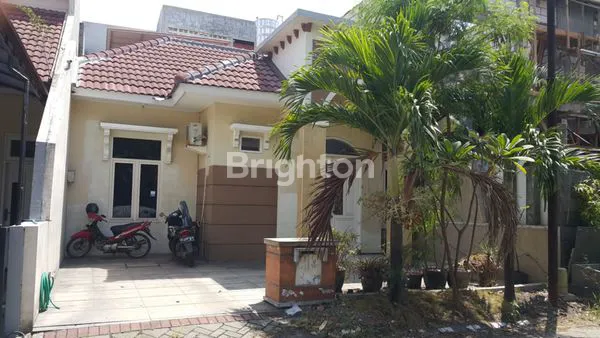 image RUMAH SIAP HUNI 2 LT DI PALM SPRING REGENCY SURABAYA (1)