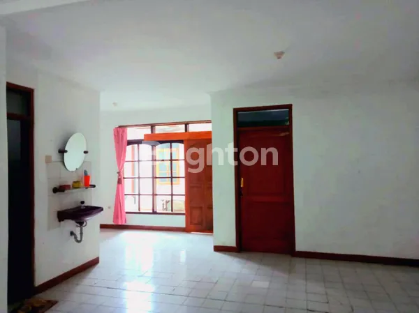 image DIJUAL RUMAH DI KAWASAN TERUSAN PASTEUR (8)