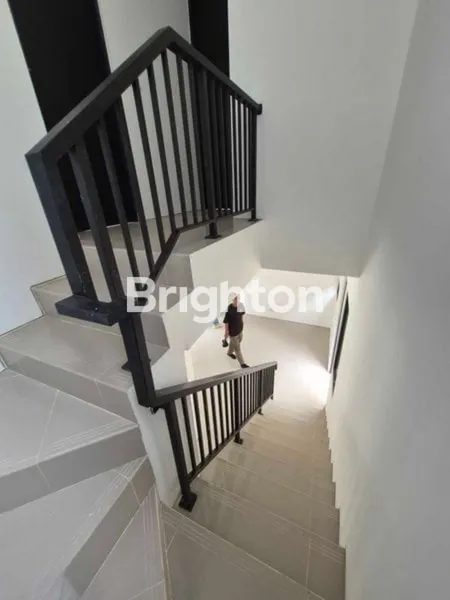 image DIJUAL RUMAH 2 LANTAI DI CITRALAND MEGAH BATAM CENTRE (7)