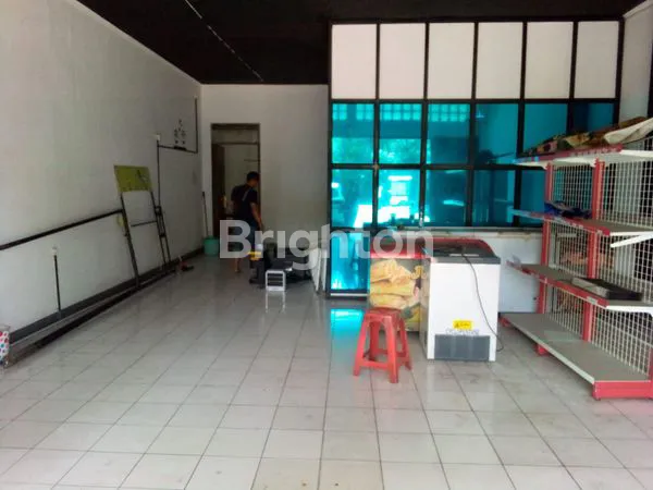 image PELUANG USAHA DENGAN AKSES LOKASI RAMAI  (1)