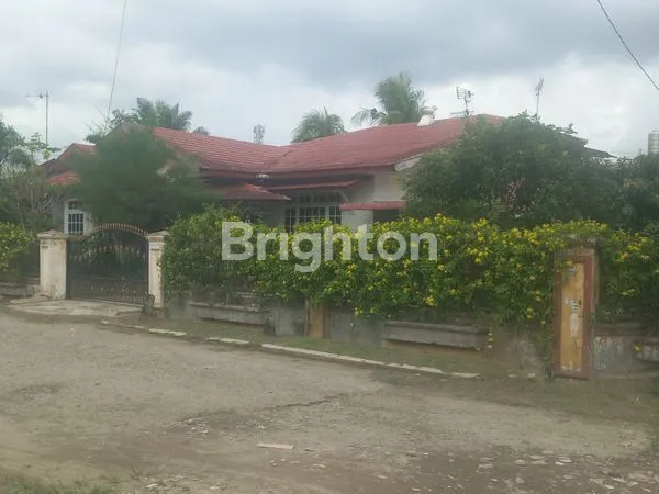 image RUMAH LUAS 625M² DI MEDAN BARU, STRATEGIS DEKAT FASILITAS (1)