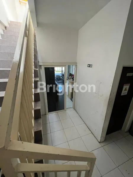 image DI JUAL RUKO DI JALAN RAYA GUNUNG ANYAR WIGUNA DKT PELAYARAN PURIMAS MERR UPN (7)