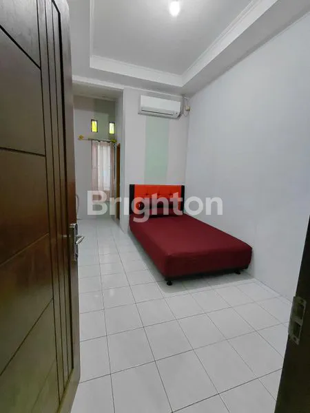 image RUMAH SEMI FURNISHED, LOKASI NYAMAN MGT BEKASI (4)