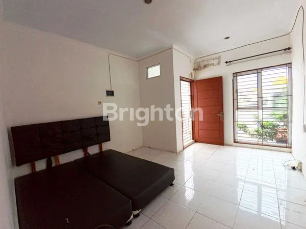 image RUMAH 3 LT FURNISH KAVLING POLRI JELAMBAR JAKARTA BARAT (6)