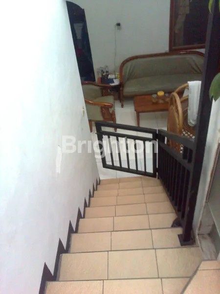 image RUMAH 1.5 LANTAI DI LINGKUNGAN AMAN TENANG PANDUGO BARU STRATEGIS AKSES MUDAH DEKAT RAYA MERR GUNUNGANYAR UPN RUNGKUT TOL TAMBAK SUMUR PURIMAS MEDOKAN PENJARINGAN (7)