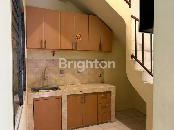 image RUMAH 1 ½ LANTAI SIAP HUNI METRO PERMATA 1 KARANG TENGAH (5)