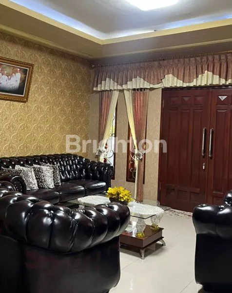 image RUMAH DUA LANTAI HALAMAN LUAS DI CIFOR (4)