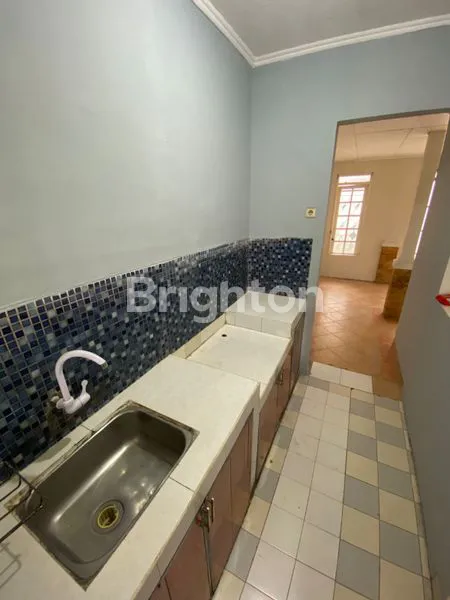 image DIKONTRAKKAN RUMAH – KOTA WISATA CIBUBUR (4)