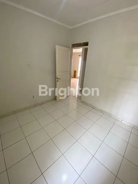 image DIKONTRAKKAN RUMAH – KOTA WISATA CIBUBUR (6)