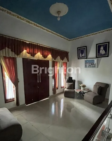 image RUMAH DUA LANTAI HALAMAN LUAS DI CIFOR (3)