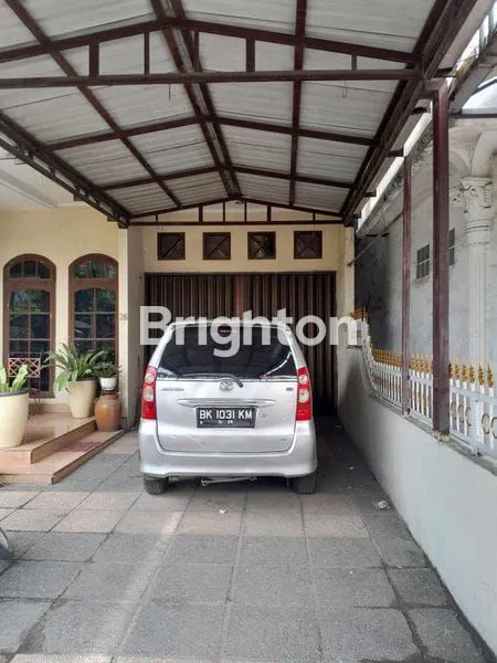 image RUMAH MEWAH DI KOMPLEK TVRI MEDAN (4)