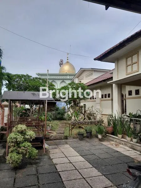 image RUMAH MEWAH DI KOMPLEK TVRI MEDAN (2)