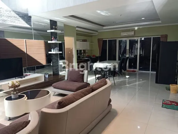 image HOT LISTING FULL FURNISHED  RUMAH BARU PERMAI SELATAN SURABAYA (6)