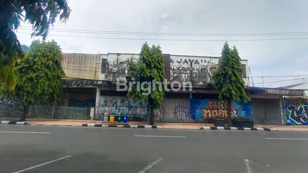 image DISEWAKAN: TOKO STRATEGIS DI JL. BRAWIJAYA, KEDIRI (6)