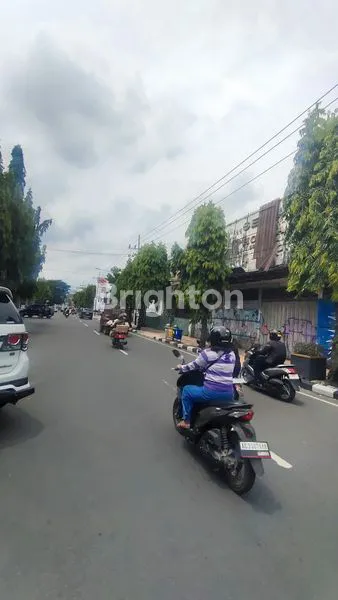 image DISEWAKAN: TOKO STRATEGIS DI JL. BRAWIJAYA, KEDIRI (8)