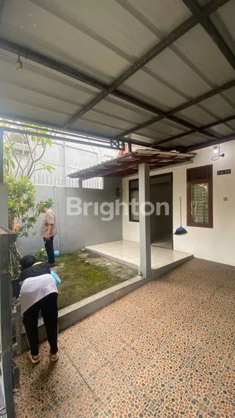 image RUMAH CANTIK DI LIMO DEPOK (2)