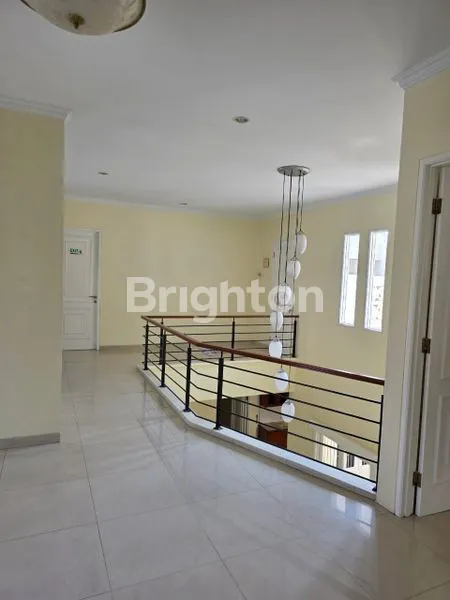 image RUMAH MEWAH 5 KT DI MEGA MAS CINERE, LT 360M² (4)