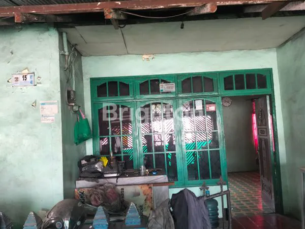 image RUMAH STRATEGIS DI JL SOEKARNO HATTA, 3 LANTAI, LT 375M² (3)