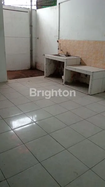 image HUNIAN NYAMAN DI KOMPLEK, SERTIFIKAT SHM (4)