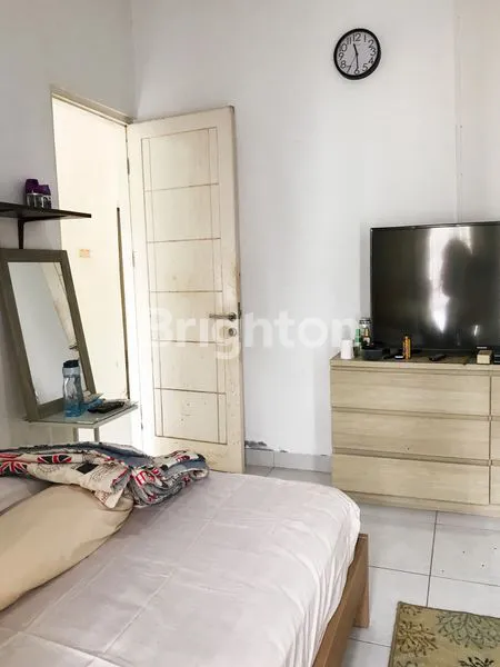 image RUMAH LUAS DEKAT STASIUN PONDOK RANJI   (4)