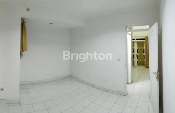 image DIJUAL RUMAH CLUSTER PARIS – KOTA WISATA CIBUBUR  (2)