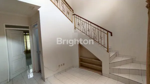 image DIJUAL RUMAH CLUSTER PARIS – KOTA WISATA CIBUBUR  (3)