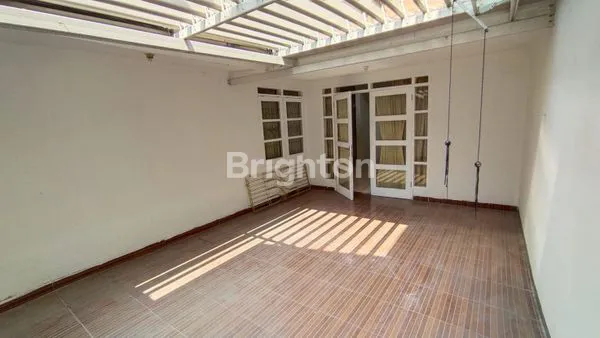 image DIJUAL RUMAH CLUSTER PARIS – KOTA WISATA CIBUBUR  (8)