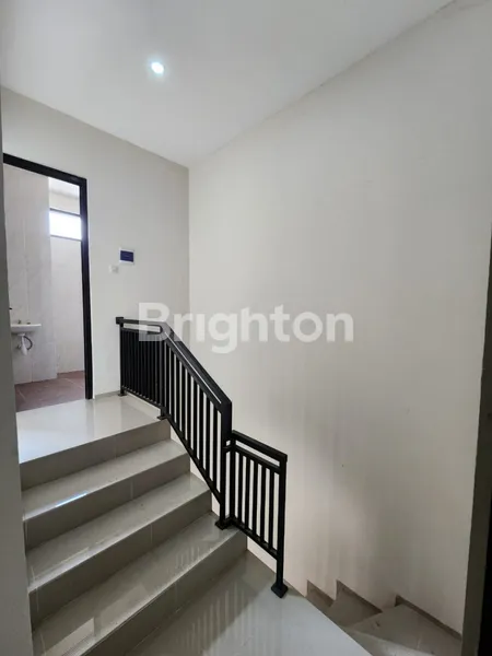 image RUMAH BARU 1M AREA RUNGKUT MAPAN DEKAT YAKAYA, UPN, MIE MAPAN (4)