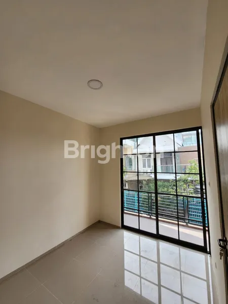 image RUMAH BARU 1M AREA RUNGKUT MAPAN DEKAT YAKAYA, UPN, MIE MAPAN (7)