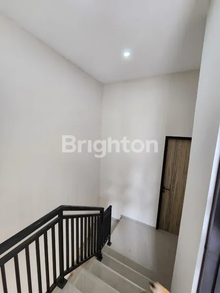 image RUMAH BARU 1M AREA RUNGKUT MAPAN DEKAT YAKAYA, UPN, MIE MAPAN (8)