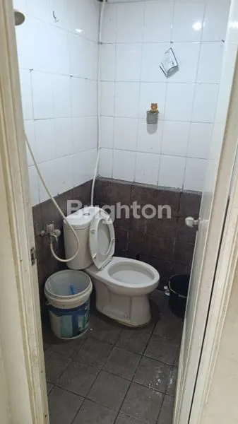 image INVESTASI IDEAL: APARTEMEN 2BR FURNISHED DI GREEN PRAMUKA, FULL FURNISHED SIAP HUNI (7)