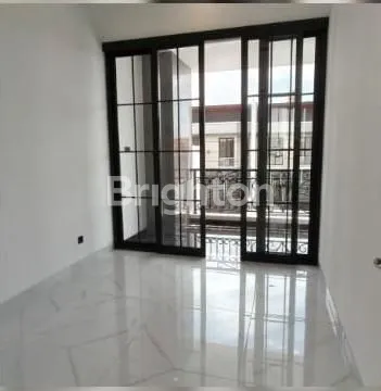 image BARU GRESS ARAYA 2 AMERICAN CLASSIC MEWAH (7)