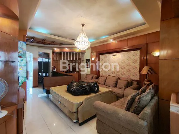 image RUMAH STRATEGIS SIAP HUNI DI TENGAH KOTA MAKASSAR (3)