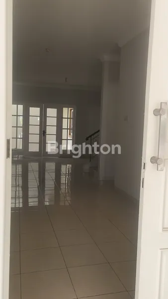 image CUMA 5 MENIT JALAN KAKI KE LIVING WORLD! HUNIAN PALING STRATEGIS DI KOTA WISATA  (5)