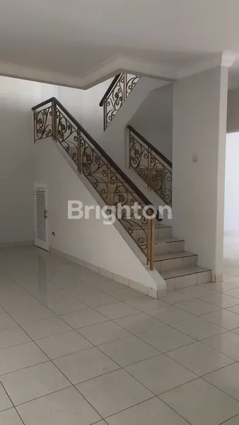 image CUMA 5 MENIT JALAN KAKI KE LIVING WORLD! HUNIAN PALING STRATEGIS DI KOTA WISATA  (6)