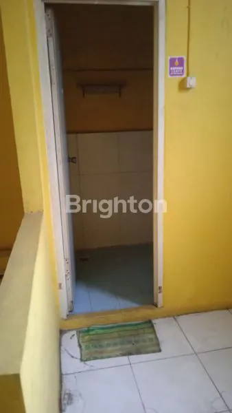 image RUKO 2 LANTAI DI PADEMANGAN, LOKASI STRATEGIS UNTUK TOKO (4)