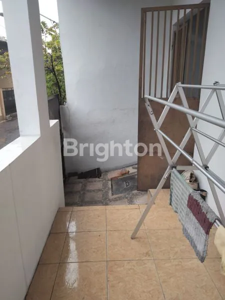 image RUMAH BEBAS BANJIR DI TANAH MAS DEKAT KE MANA MANA KEPUSAT KOTA SEMARANG (8)