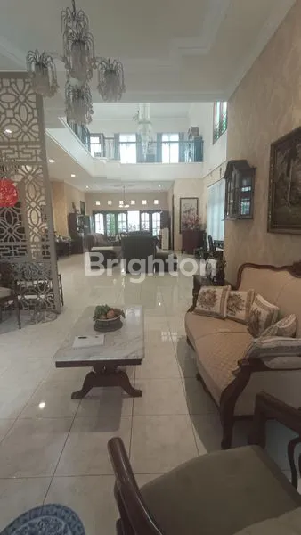 image RUMAH VILLA BUKIT INDAH DEKAT TAMAN DAN PINTU MASUK SIAP HUNI & LUAS ROW TERBESAR (1)