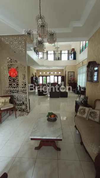 image RUMAH VILLA BUKIT INDAH DEKAT TAMAN DAN PINTU MASUK SIAP HUNI & LUAS ROW TERBESAR (4)