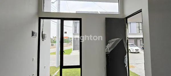 image BUTUH JUAL CEPAT\\\\\\\' RUMAH 1 LANTAI HOOK WONOREJO SELANGKAH KE RAYA MERR (3)