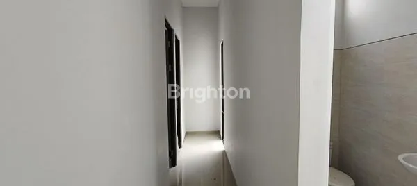 image BUTUH JUAL CEPAT\\\\\\\' RUMAH 1 LANTAI HOOK WONOREJO SELANGKAH KE RAYA MERR (7)