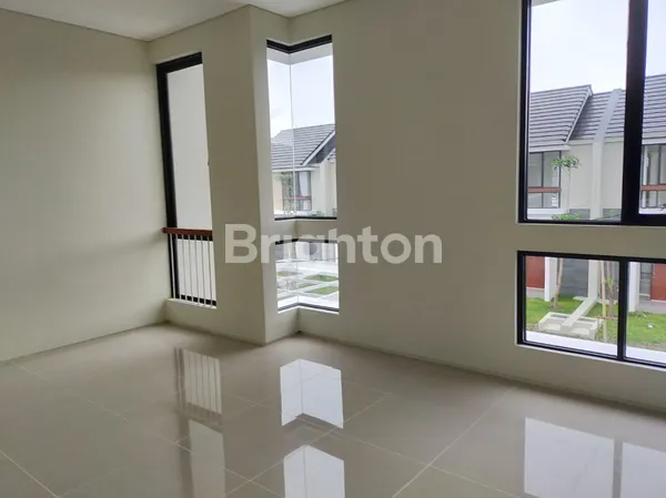 image RUMAH NORTHWEST LAKE CITRALAND (1)