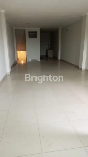 image PANCORAN MAS - RUKO EKSKLUSIF 3,5 LANTAI - TANAH 86 M2 & BANGUNAN 200 M2 - DEPOK (2)