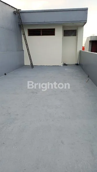 image PANCORAN MAS - RUKO EKSKLUSIF 3,5 LANTAI - TANAH 86 M2 & BANGUNAN 200 M2 - DEPOK (4)