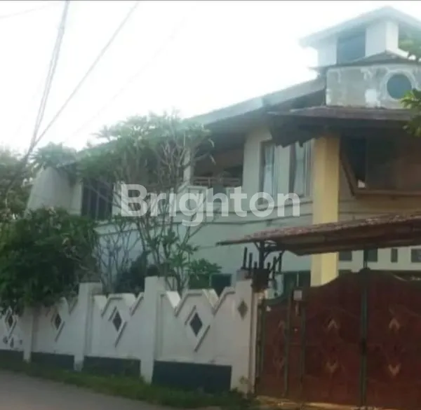 image RUMAH MEWAH SHM 520M² DI DEPOK (2)