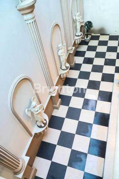 image RUMAH MEWAH MEDITERANIA DI PIK, 2 LANTAI SIAP HUNI FULL FURNISHED (5)